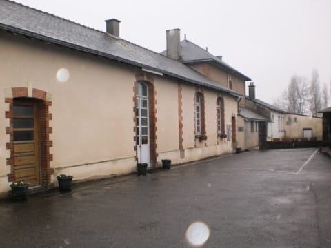 Couvreur Pouillé-les-Côteaux
